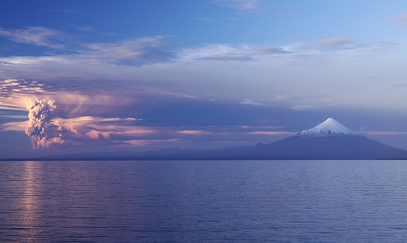 Lagos e vulcões da Patagônia Andina